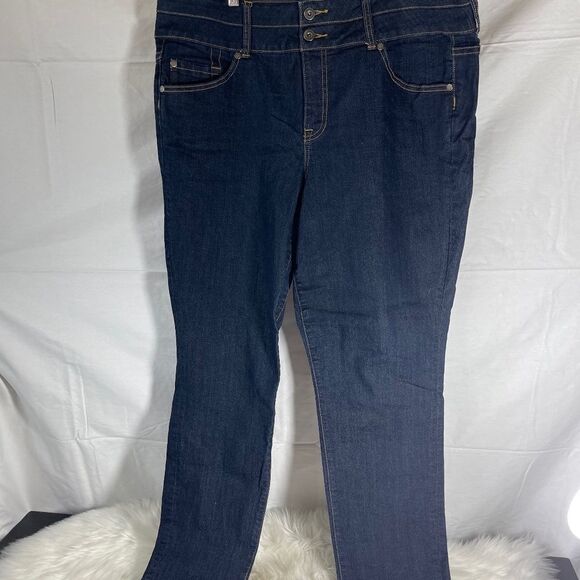 Torrid Denim NWOT Jegging Jeans Sz 20 R - Picture 2 of 8